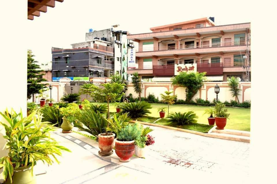Royal Emirates Residence Abbottabad Exterior photo